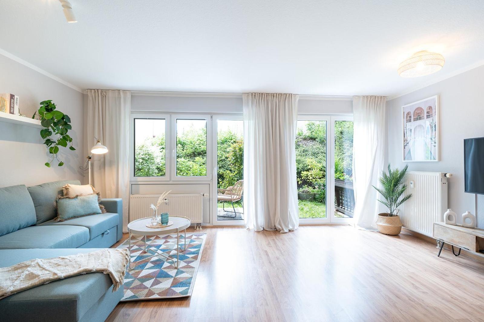 Benville Pirna - Modern - Familie - Terrasse Exteriör bild